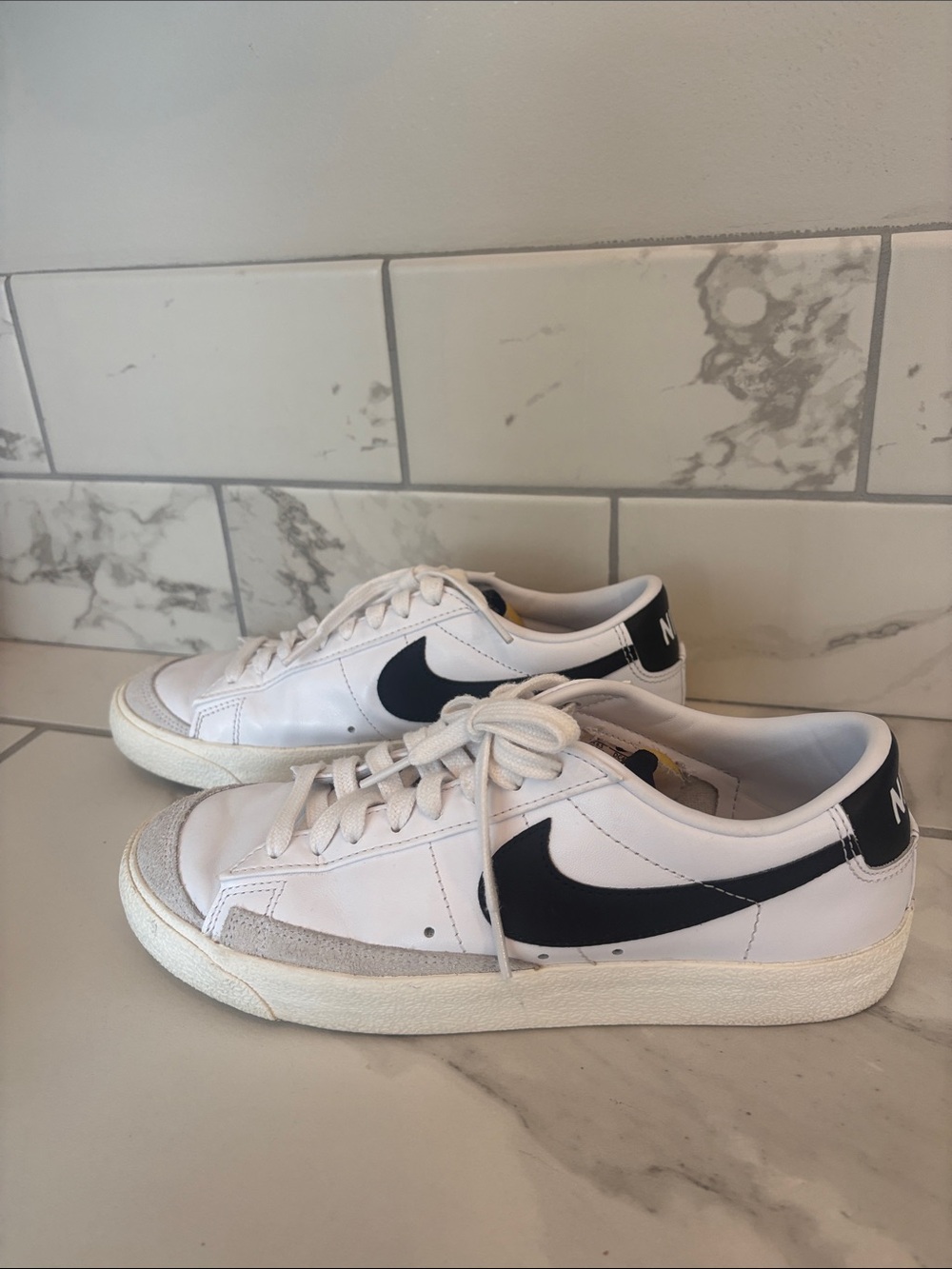 Nike Blazer Low '77 Vintage Men's Sneakers White/Black Size 9
